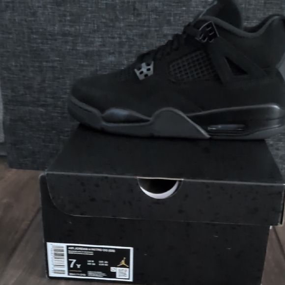 Nike Men's Black Sneakers